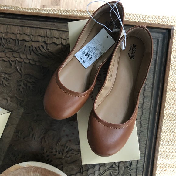 Mossimo Supply Co. Shoes - Tan Flats - BRAND NEW!